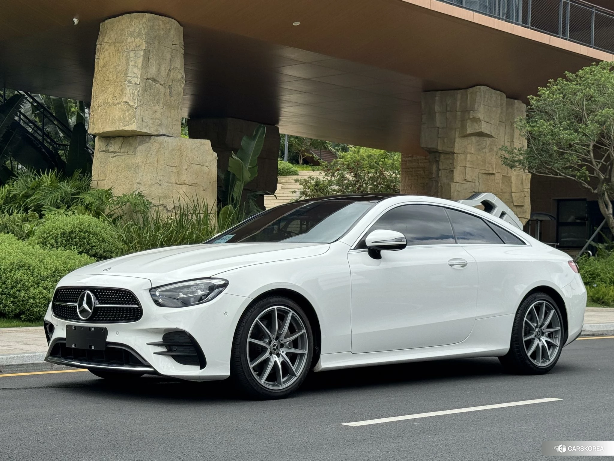 Mercedes-Benz E-Class 2019 Белый из Китая, фото 3