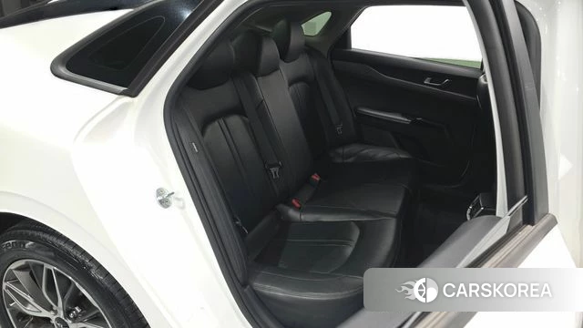 Kia K5 3rd generation 2022 Белый из Кореи, фото 3