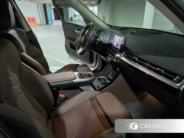BMW X1 (U11) 2025 Белый из Кореи, фото 3