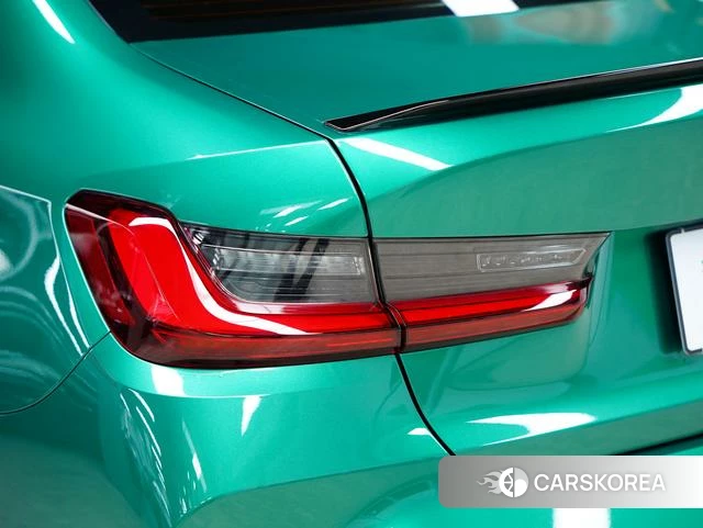 BMW M3 2025 Зеленый из Китая, фото 3