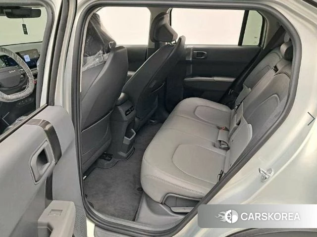 Kia EV3 2024 Серебристо-серый из Кореи, фото 3
