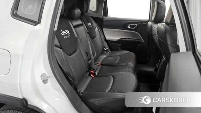 Jeep Compass 2nd Generation 2022 Белый из Кореи, фото 3