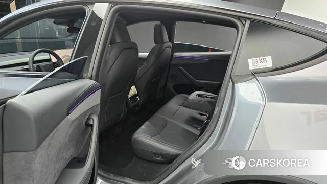 Tesla Model Y 2026 Серый из Кореи, фото 3