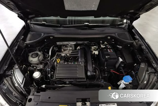 Volkswagen Tharu 2021 Темно-серый из Китая, фото 3