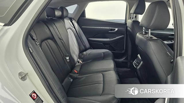 Hyundai Sonata (DN8) 2023 Белый из Кореи, фото 3