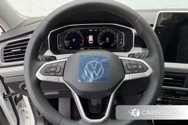Volkswagen Tayron 2026 Белый из Китая, фото 3
