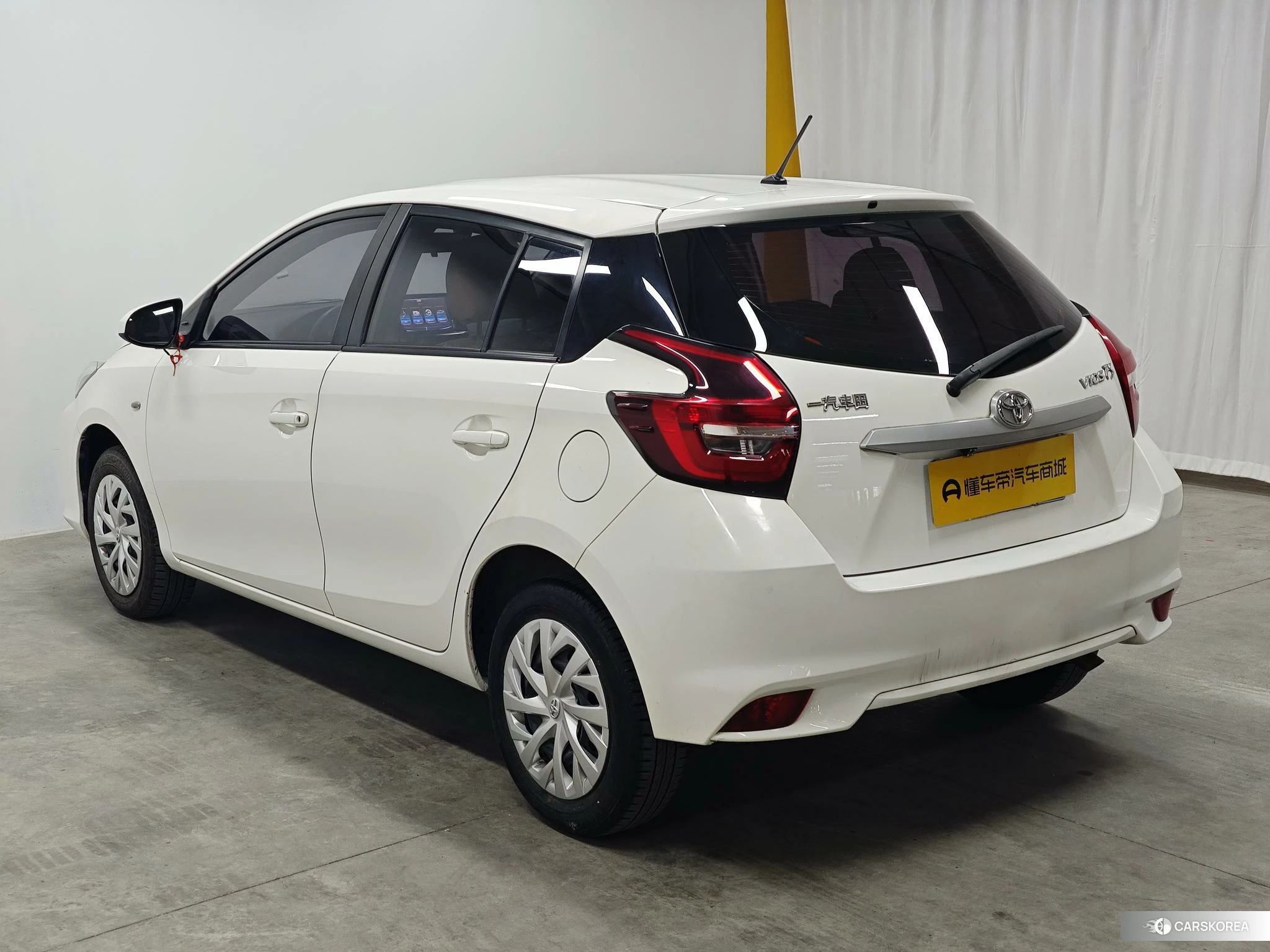 Toyota Vios 2020 Белый из Китая, фото 3