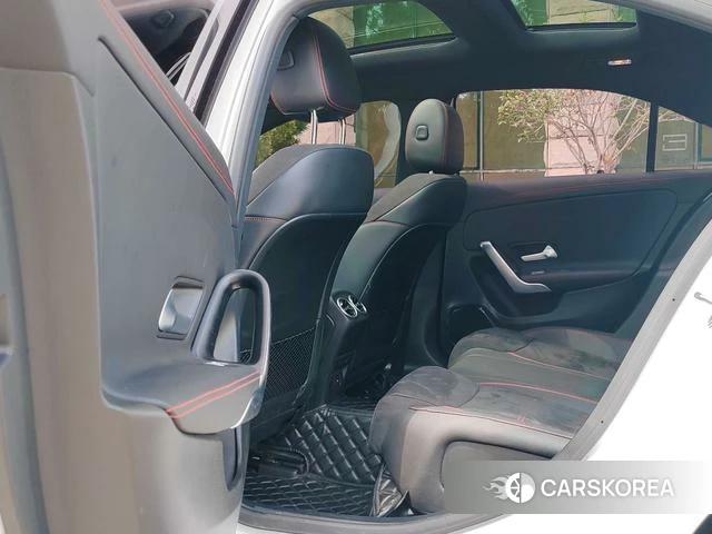 Mercedes-Benz A-Class 2023 Белый из Китая, фото 3