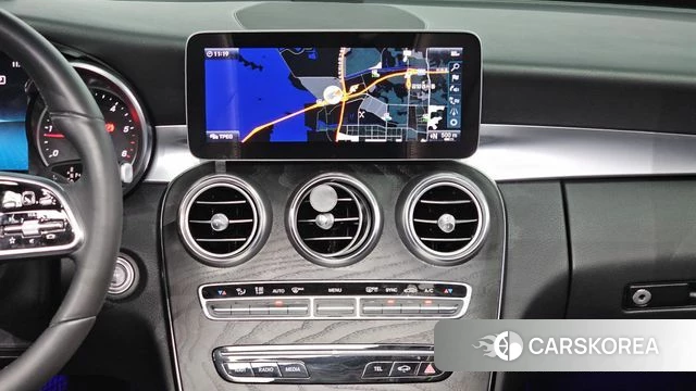 Mercedes-Benz C-Class W205 2019 Белый из Кореи, фото 3