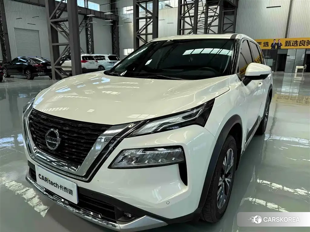Nissan X-Trail 2021 Белый из Китая, фото 3