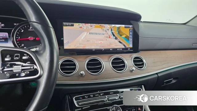 Mercedes-Benz E-Class W213 2019 Серебряный из Кореи, фото 3