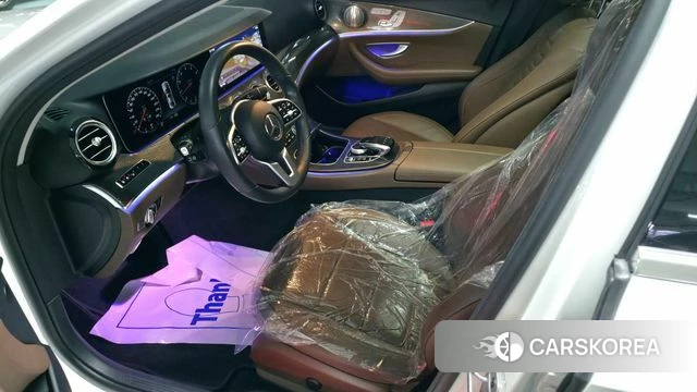 Mercedes-Benz E-Class W213 2019 Белый из Кореи, фото 3