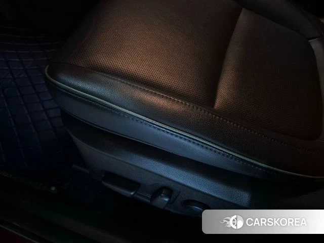 Hyundai The New Kona 2021 Красный из Кореи, фото 3