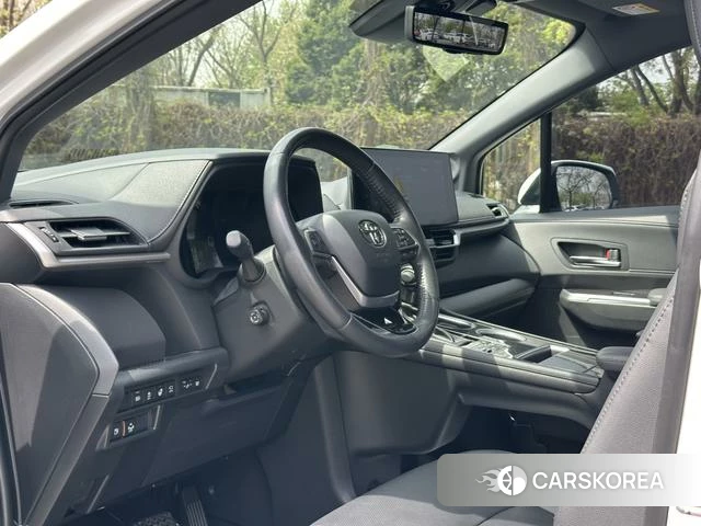 Toyota Sienna 2022 Белый из Китая, фото 3