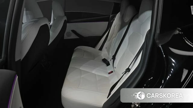 Tesla Model 3 2024 Черный из Кореи, фото 3