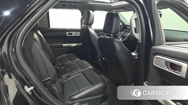 Ford Explorer 6th Generation 2021 Черный из Кореи, фото 3