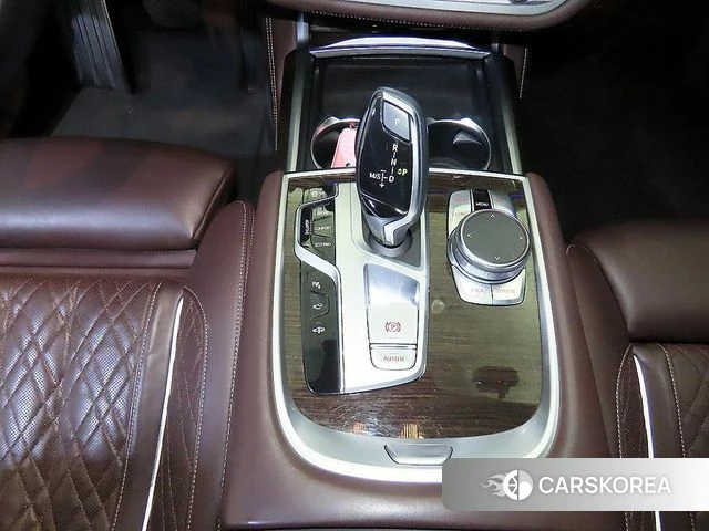 BMW 7 Series (G11) 2019 Черный из Кореи, фото 3