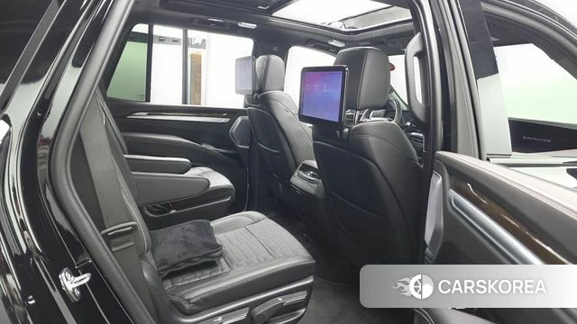 Cadillac Escalade 5th Generation 2026 Черный из Кореи, фото 3
