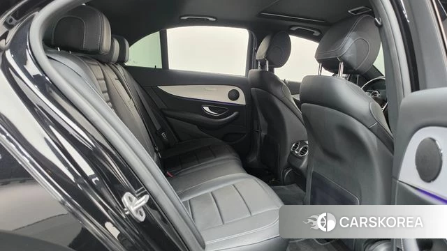Mercedes-Benz E-Class W213 2021 Черный из Кореи, фото 3