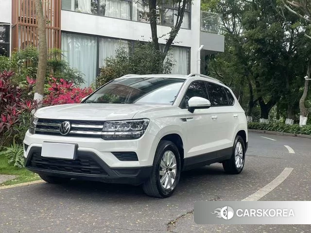 Volkswagen Tharu 2021 Белый из Китая, фото 3