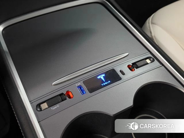 Tesla Model 3 2021 Белый из Кореи, фото 3