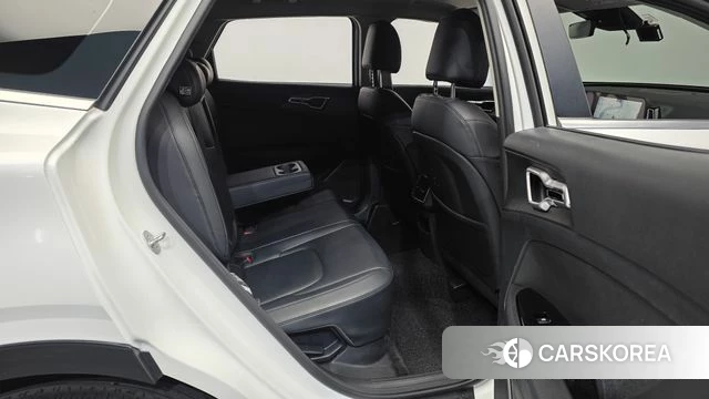 Kia Sportage 5th Generation Hybrid 2022 Белый из Кореи, фото 3