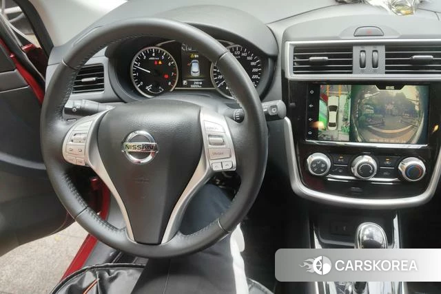 Nissan Tiida 2021 Красный из Китая, фото 3