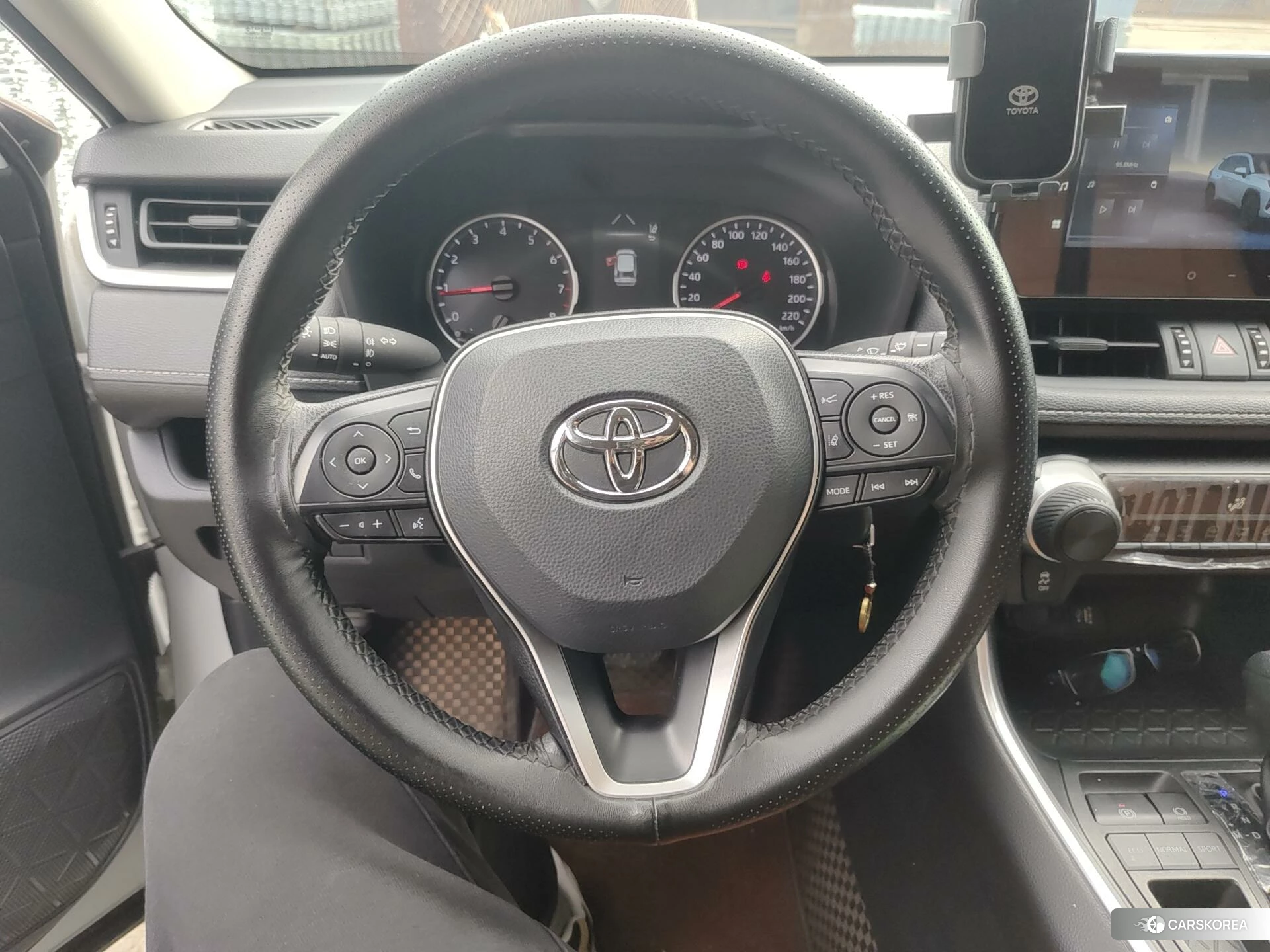 Toyota RAV4 2023 Белый из Китая, фото 3