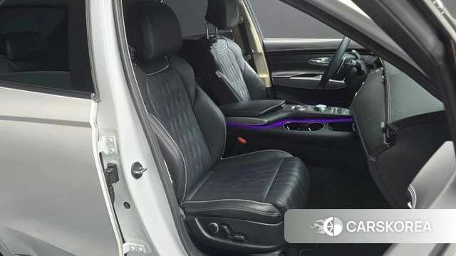Genesis GV70 2021 Белый из Кореи, фото 3