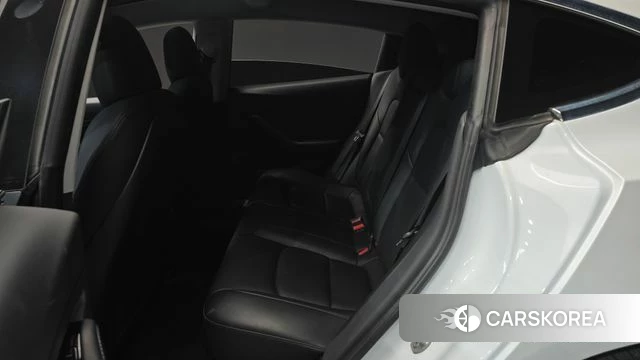 Tesla Model 3 2020 Белый из Кореи, фото 3