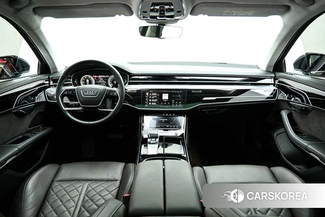 Audi A8 2022 Черный из Китая, фото 3