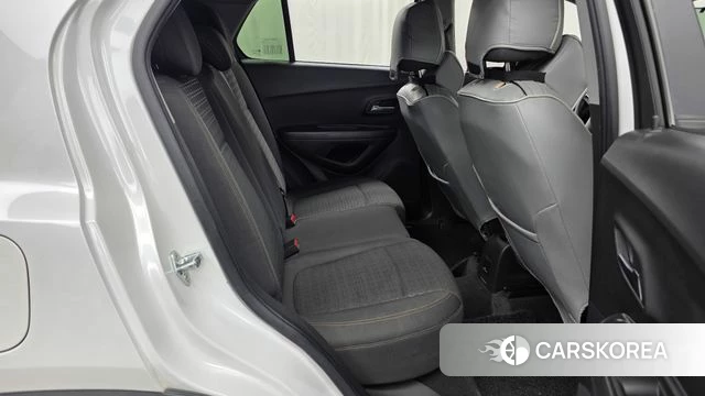 Chevrolet (GM Daewoo) The New Trax 2019 Серебристо-серый из Кореи, фото 3