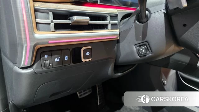 Hyundai Santa Fe (MX5) 2025 Белый из Кореи, фото 3