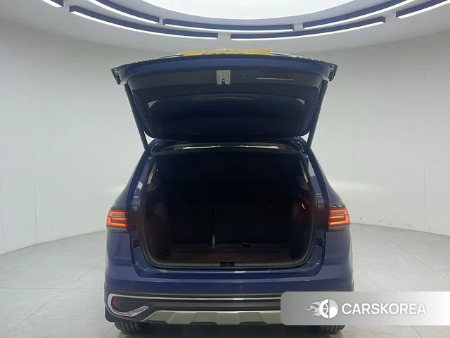 Volkswagen Tharu 2024 Синий из Китая, фото 3