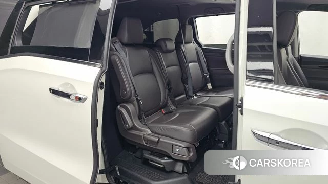 Honda Odyssey 2019 Белый из Кореи, фото 3