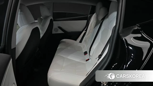 Tesla Model 3 2024 Черный из Кореи, фото 3
