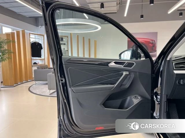 Volkswagen Tiguan L 2025 Черный из Китая, фото 3