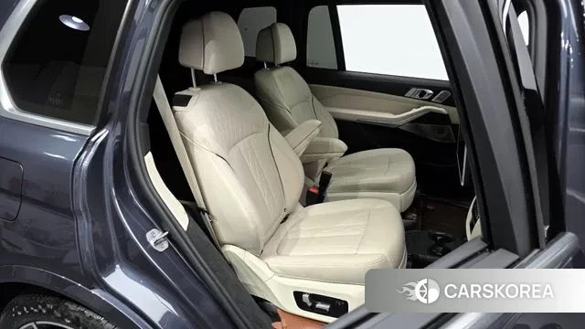 BMW X7 (G07) 2021 Серый из Кореи, фото 3