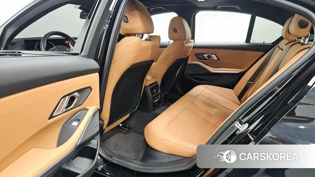 BMW 3 Series (G20) 2024 Черный из Кореи, фото 3