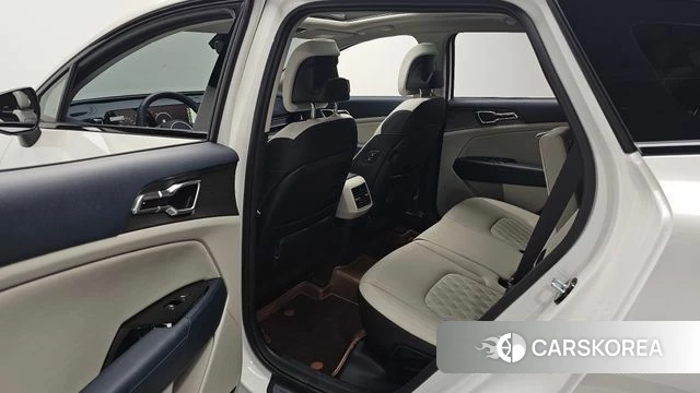 Kia Sportage 5th Generation 2022 Белый из Кореи, фото 3