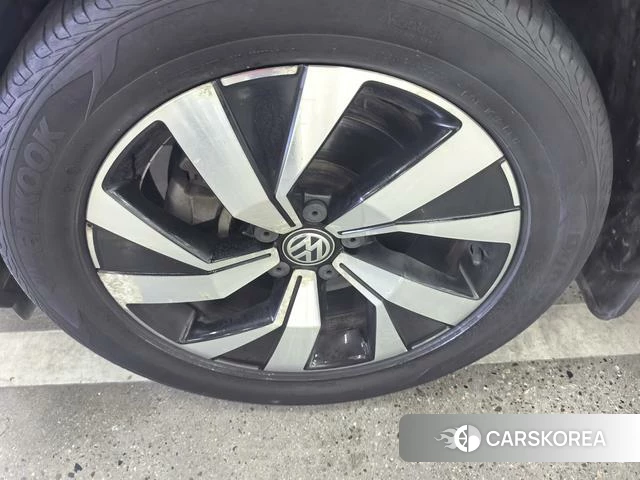 Volkswagen Tayron 2021 Темно-серый из Китая, фото 3