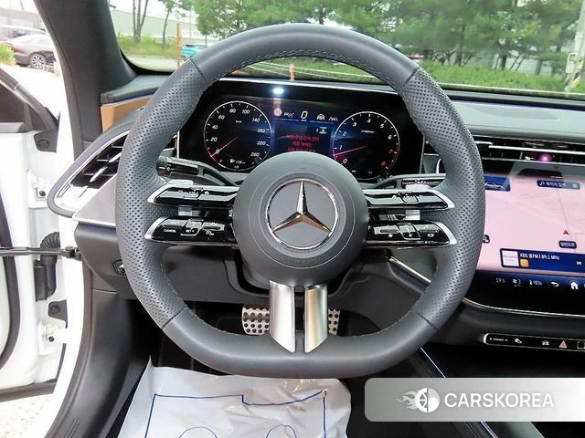 Mercedes-Benz E-Class W214 2026 Белый из Кореи, фото 3