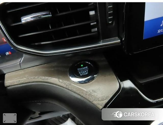 Ford Explorer 6th Generation 2021 Белый из Кореи, фото 3