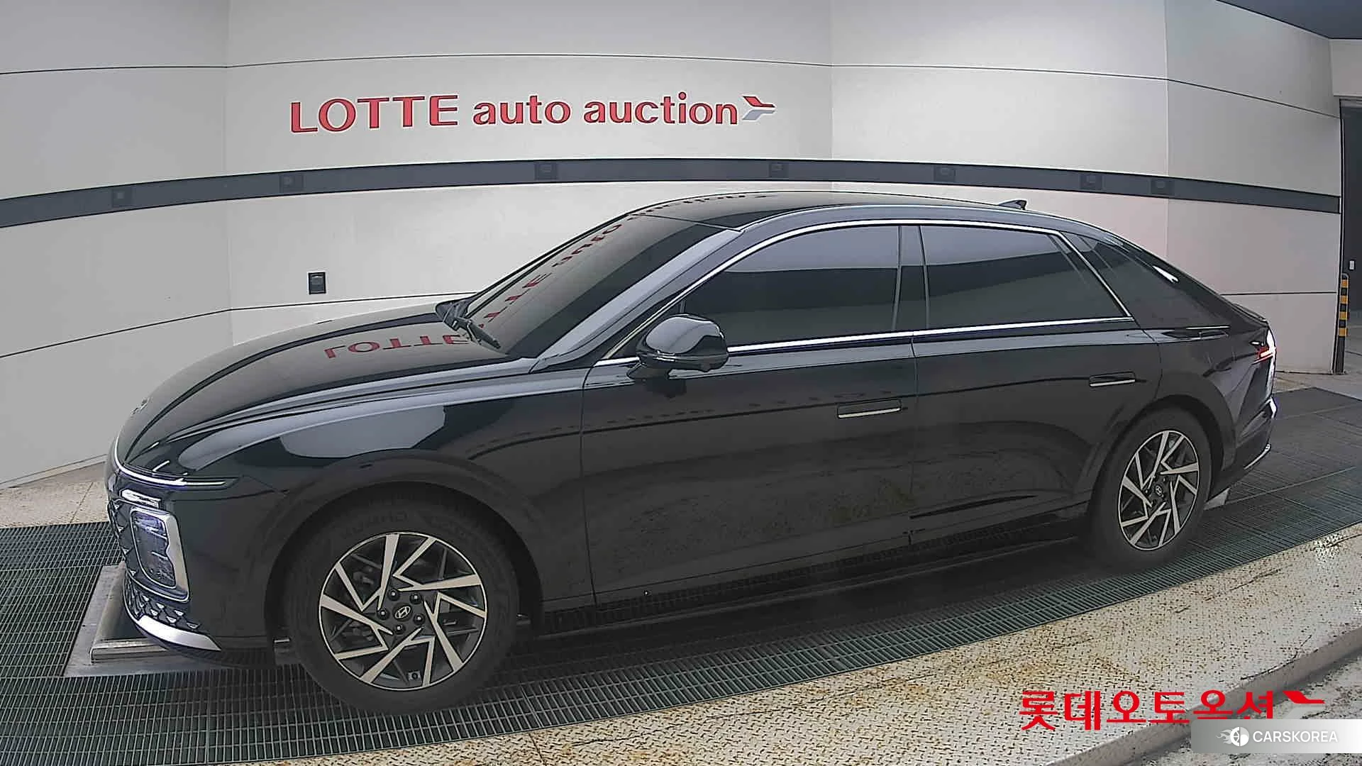 Hyundai Grandeur Hybrid 2023 Abyss Black Pearl из Кореи, фото 3