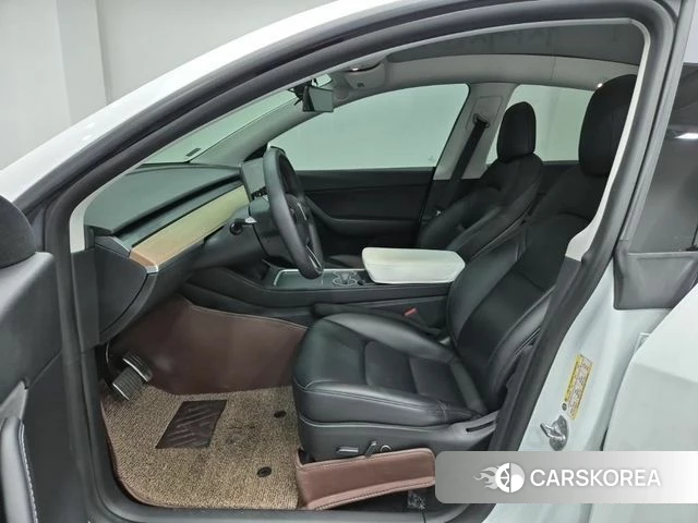 Tesla Model Y 2021 Белый из Кореи, фото 3
