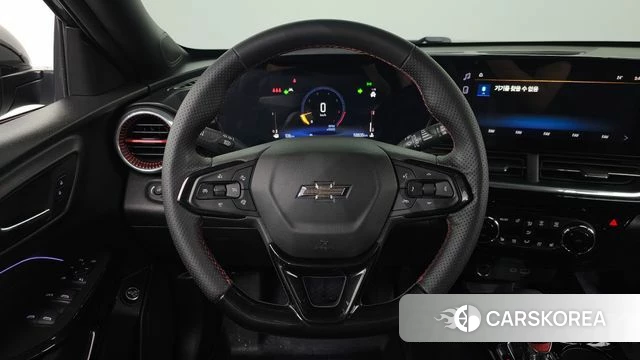 Chevrolet (GM Daewoo) Trax Crossover 2023 Черный из Кореи, фото 3