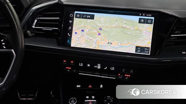 Audi Q4 e-Tron (F4) 2022 Белый из Кореи, фото 3