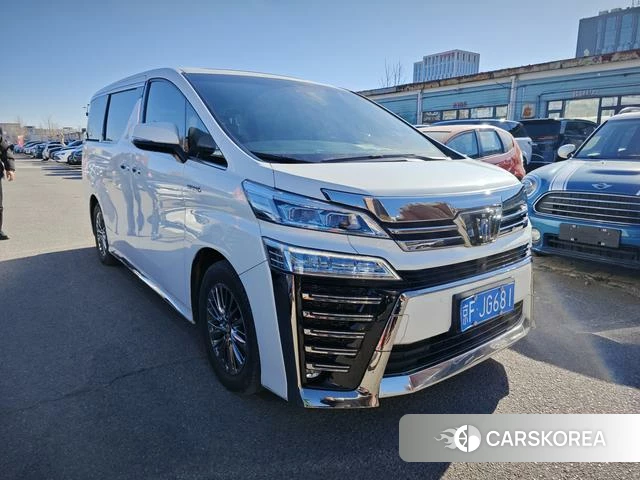Toyota Vellfire 2022 Белый из Китая, фото 3