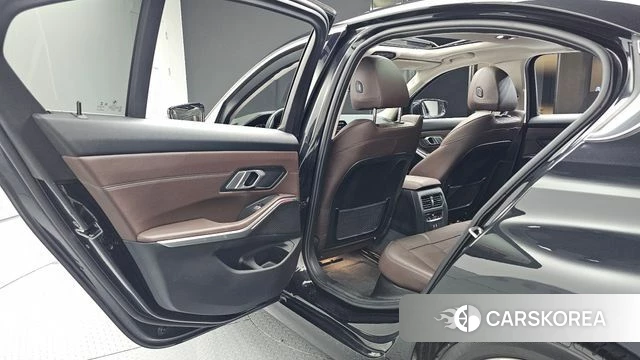 BMW 3 Series (G20) 2022 Черный из Кореи, фото 3