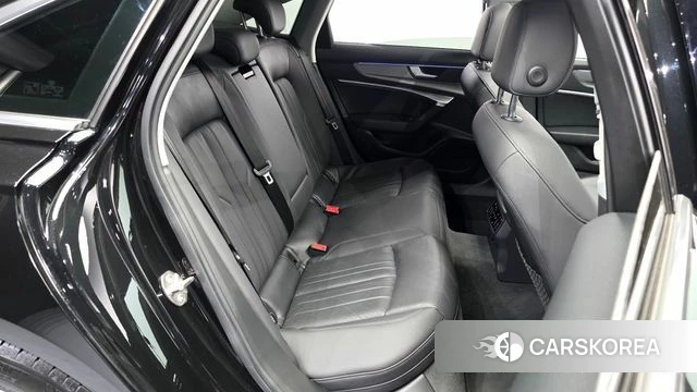 Audi A6 (C8) 2020 Черный из Кореи, фото 3